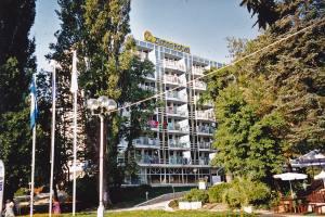 Bulgaria Historic - Hotel Zlatna Kotva (2000) - IMG_0025_2000