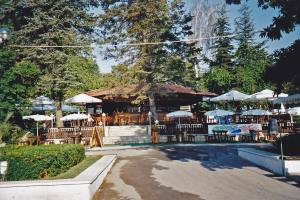 Bulgaria Historic - Bar Zlatna Kotva (2000) - IMG_0026_2000